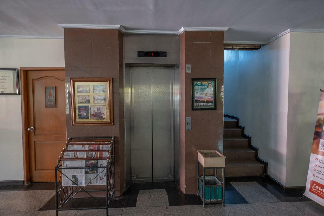 Oyo 628 Losari Metro Makassar Exterior foto