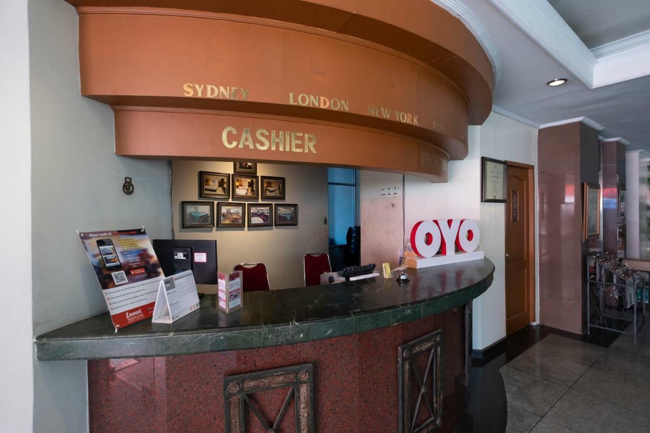 Oyo 628 Losari Metro Makassar Exterior foto